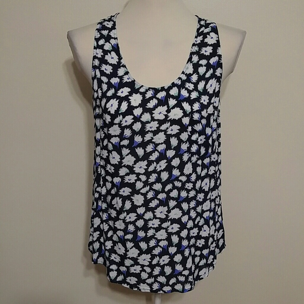 Banana Republic floral pocket tank top size LP